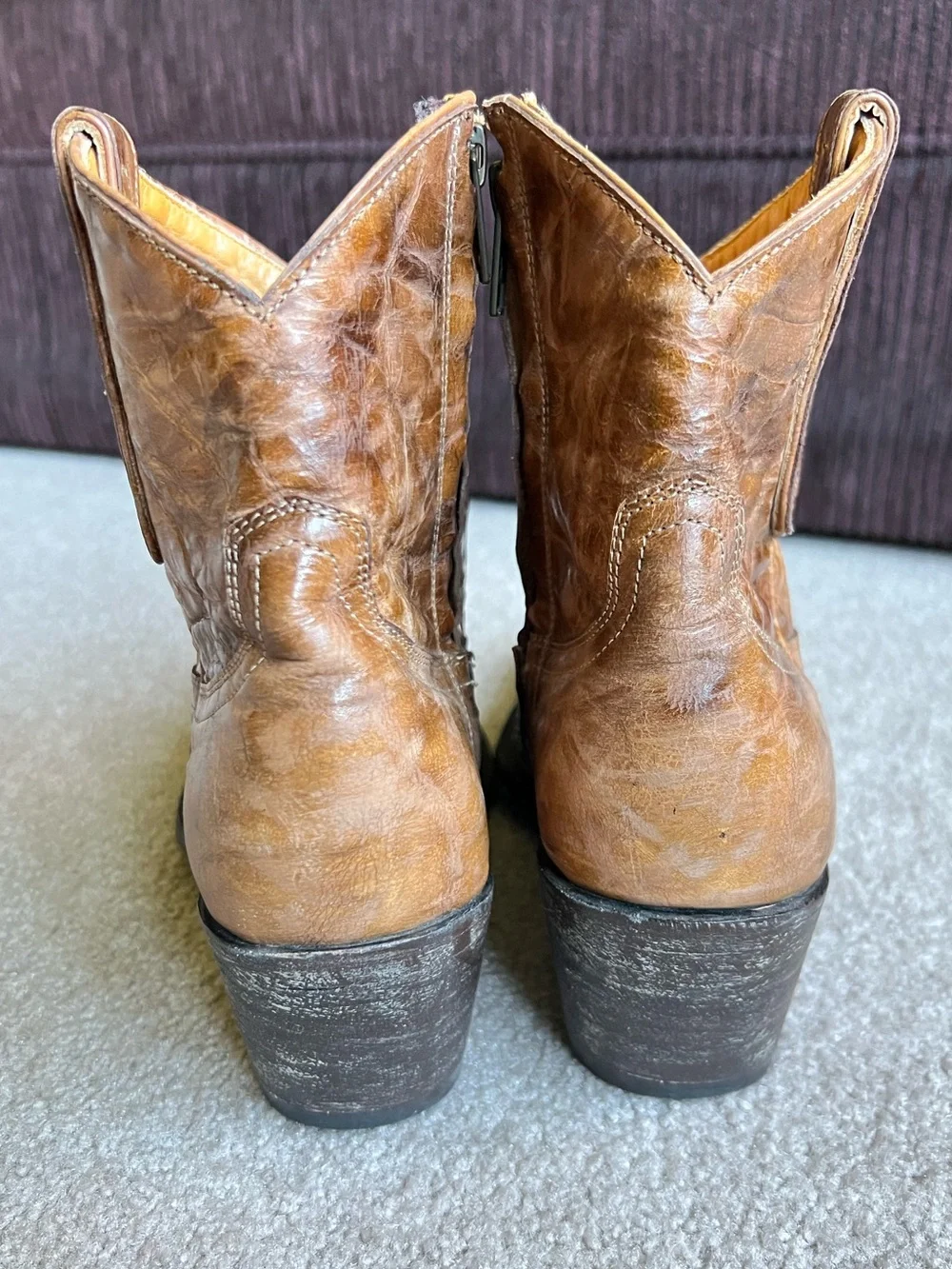 Price is firm- old gringo 8 SWAROVSKI crystal western cowboy ankle boots - Picture 4 of 9